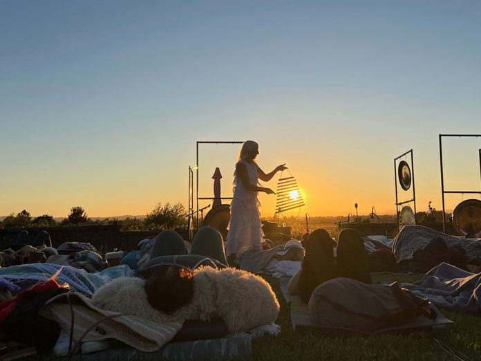 Sundown sonic meditatation