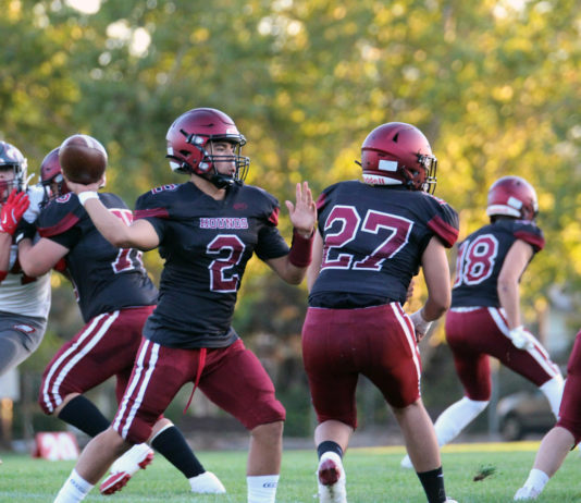 Frank Ruiz Jr. throws downfield