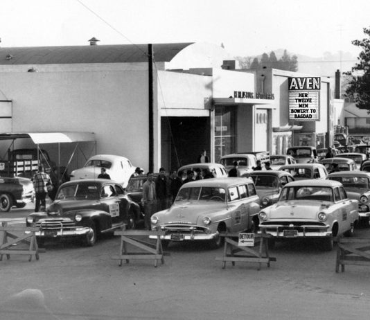Old Aven Theatre, Healdsburg