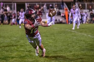 Max Morris reaches for a pass
