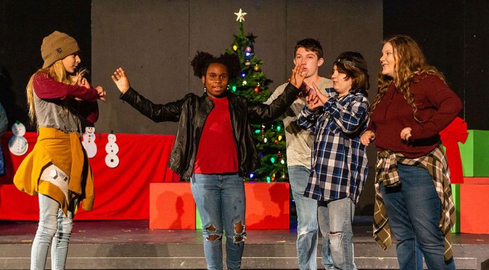 ‘Are you smarter than a 5th grader?’ Raven fundraiser