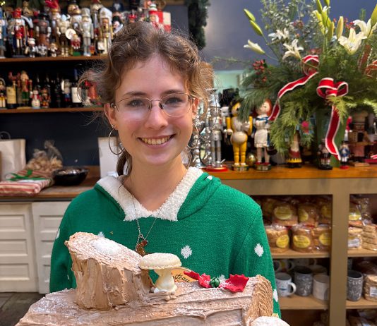Yule log cake at Costeaux