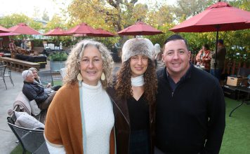 Healdsburg Bar & Grill