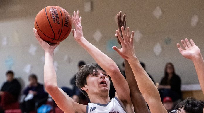 Healdsburg hoopers overcome injuries Ethan Overdorf (10)