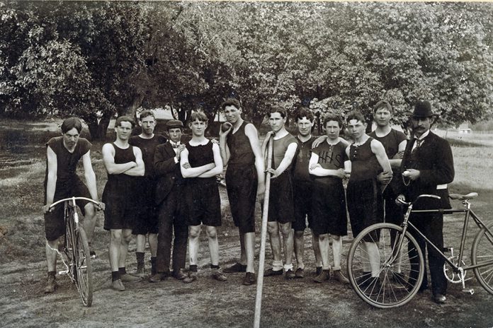 Student athletes, 1901