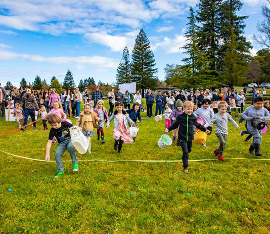 Easter Egg Hunt in Healdsburg