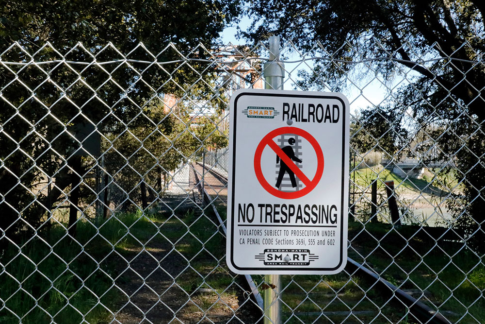 Pedestrians prromibted