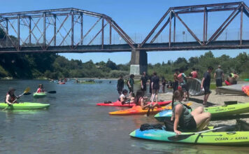 Kayak take-out at Memorial Bridge