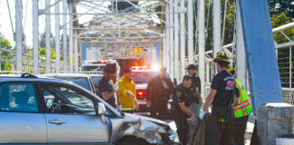Car crash on Memorial Bridge