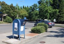 Local USPS mailbox āhackedāĀ