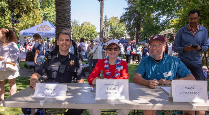 Duck Dash, Kids Parade live up to celebration Kids parade judges
