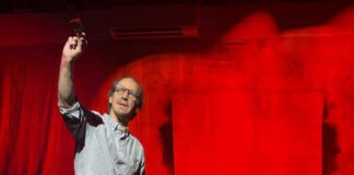 Sell Out: ‘Red’ explores the lore of painter Mark Rothko at The 222