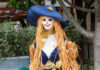 Scarecrows invade the Plaza, for a good cause